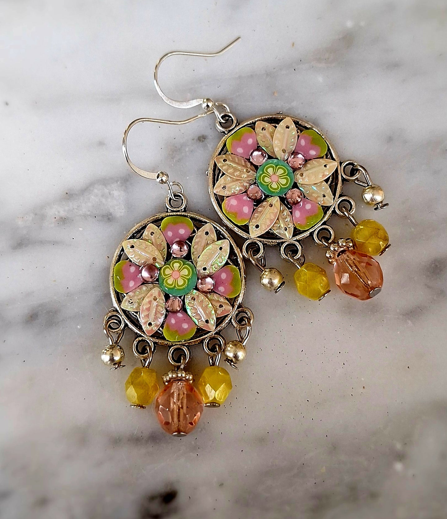 Large round spring earrings