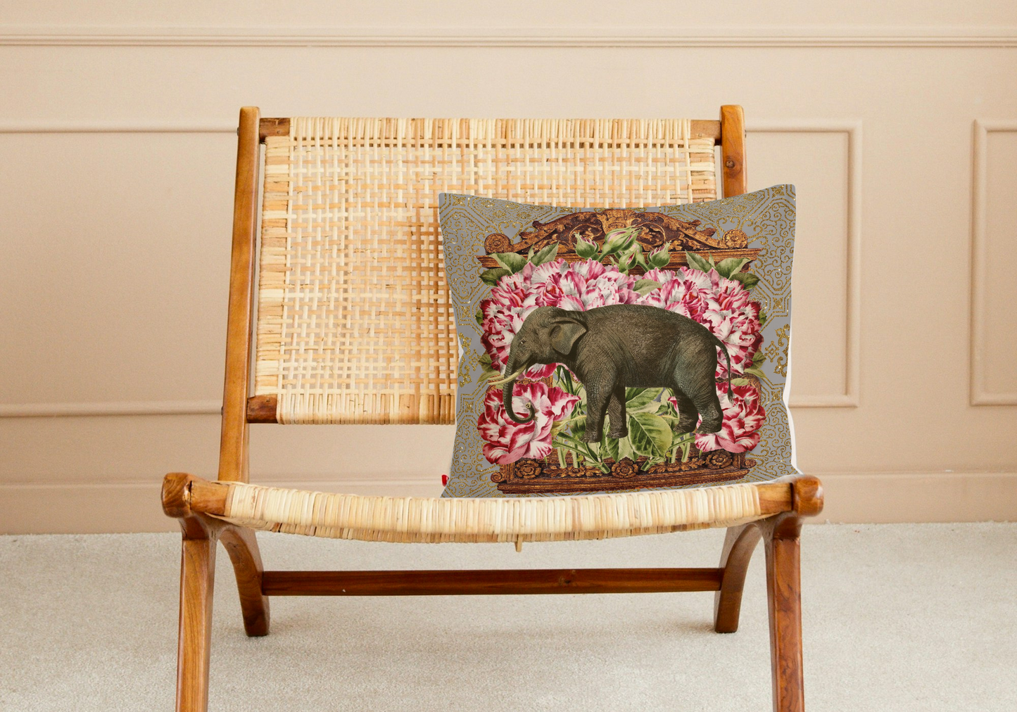 Velvet Cushion Cover – 60 × 60 cm African Baroque, Elephant
